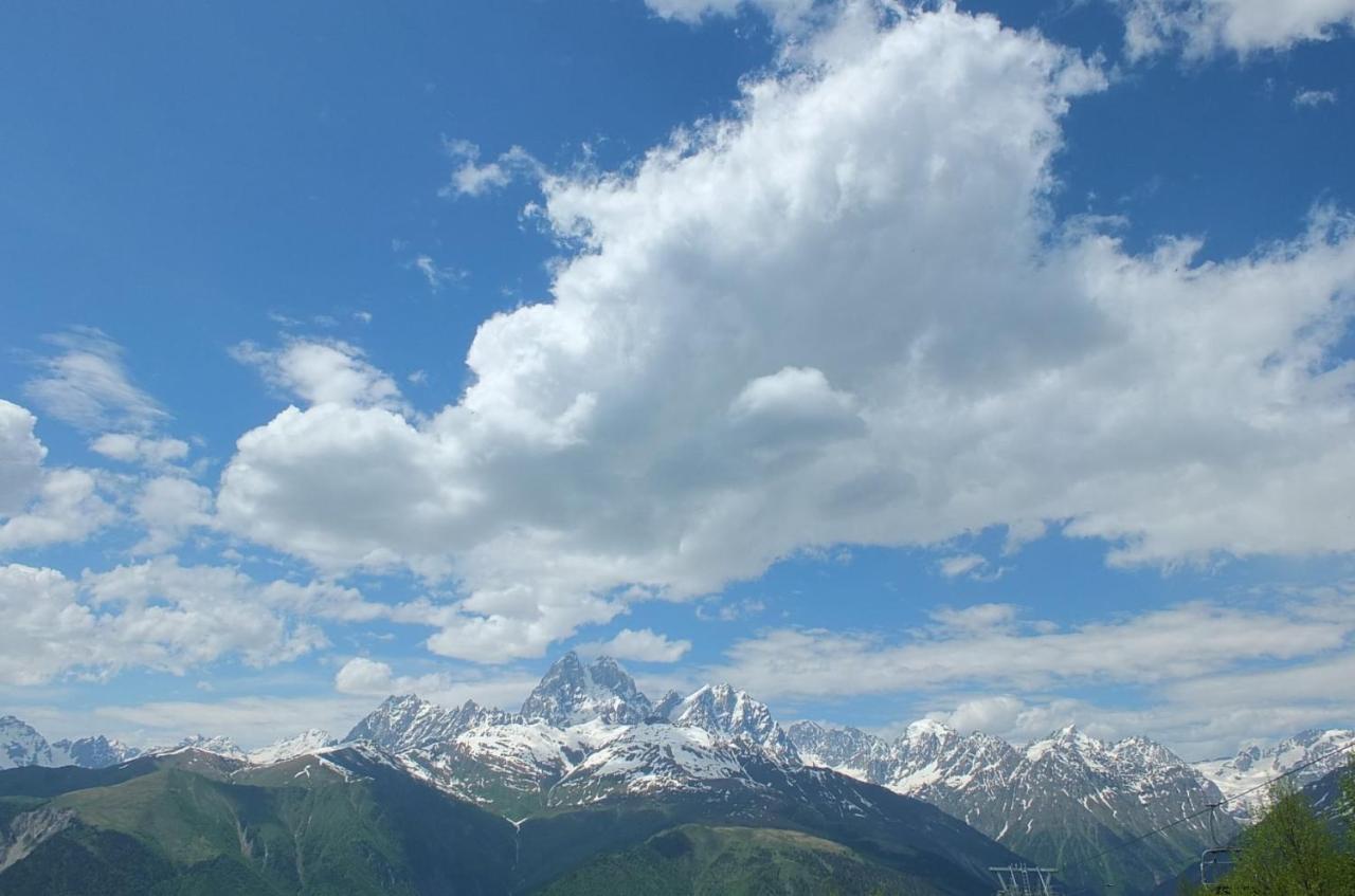 Mountain Cabins Местия Экстерьер фото